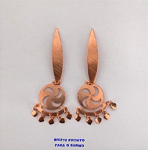 BRINCO NO BRUTO PRONTO PARA O BANHO(CX162)- BRINCO NO BRUTO PRONTO PARA O BANHO - 100% LATÃO - TAMANHO BASE DE 3CM PINGENTE DE 2CM - PESO TOTAL 3.8GR - BRU24802