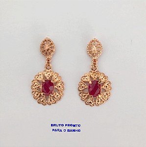 BRINCO NO BRUTO PRONTO PARA O BANHO(CX163)- BRINCO DE PINO DE 2CM COM PINGENTE PEDRA DE VIDRO DE 6MMDE / - PESO TOTAL 3.8GR - BRU24816