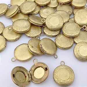 RELICARIO NO BRUNTO PRONTO PARA O BANHO(CX165) -MODELO TIPO REDONDO - TAMANHO 1CM - PESO 1.3GR - BRU24886