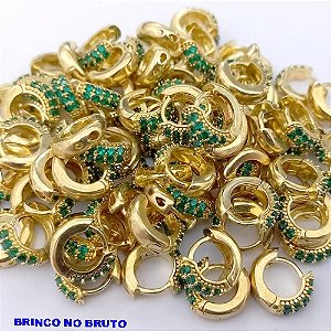 BRINCO NO BRUNTO PRONTO PARA O BANHO(CX166) -BRINCO ARGOLINHA DE PRESSÃO(TRANQUETA)TODA CRAVEJADA COM DUAS FILEIRA DE ZIRCONIA) PESO DO PAR 1.7GR - TAMANHO 08MM - BRU24888