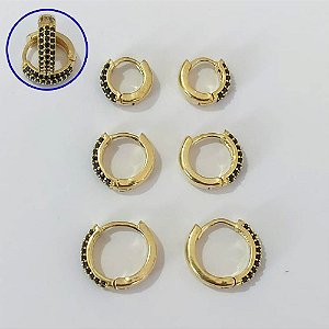 BRINCO NO BRUTO PRONTO PARA O BANHO LATÃO - TRIO DE BRINCO REDONDO 3 FILEIRAS MICRO ZIRCÔNIAS PRETAS- TAMANHOS - 14/12/10MM - PESO TOTAL 5,5GR - BRU30000