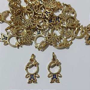 PINGENTE NO BRUTO PRONTO PARA O BANHO - PINGENTE MENINO COM MICROS ZIRCÔNIAS AZUIS 18MM - PESO TOTAL 0,9GR - BRU30043