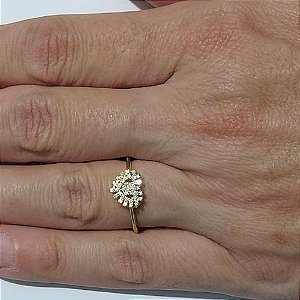 ANEL NO BRUTO PRONTO PARA O BANHO - ANEL CORAÇÃO CRAVEJADO COM MICRO ZIRCÔNIAS - PESO MÉDIO 1,4GR - COMPOSIÇÃO: LATÃO / ZIRCÔNIA - ANEL000525