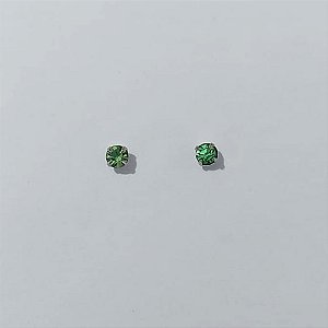 BRINCO EM AÇO INOXIDÁVEL - BRINCO AÇO INOX STRASS VERDE 3MM (BRI0154/4) - COMPOSIÇÃO: AÇO INOXIDÁVEL - AÇO3015
