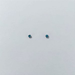 BRINCO EM AÇO INOXIDÁVEL - BRINCO AÇO INOX STRASS AZUL 2,5MM (BRI0153/5) - COMPOSIÇÃO: AÇO INOXIDÁVEL - AÇO3022