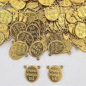 ACESSÓRIO NO BRUTO PRONTO PARA O BANHO - (3227) ESCAPULÁRIO FOCO, FORÇA E FÉ 10X12MM - PESO TOTAL 0,6GR - COMPOSIÇÃO: 100% LATÃO - BRU0003803