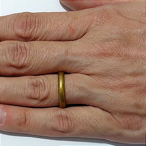 ANEL NO BRUTO PRONTO PARA O BANHO - ANEL AJUSTÁVEL - PESO MÉDIO: 1,5GR - COMPOSIÇÃO: 100% LATÃO - ANEL000551
