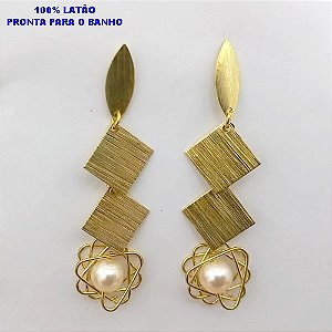 BRINCO NO BRUTO PRONTO PARA O BANHO(CX170) TODO TRABALHASO COM PEROLA ) TAMANHO 4X1,5MM - PESO 5.8GR - BRU25061