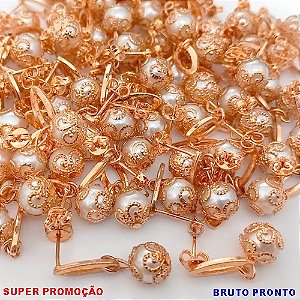 BRINCO NO BRUTO PRONTO PARA O BANHO (CX170)BRINCO PEROLA DE 6MM(CASTROADA) (PESO TOTAL 2.2GR) BRU25104