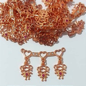 ACESSÓRIO NO BRUTO PRONTO PARA O BANHO -( MAD.) (CX.54) CANGA 3 MENINAS COM ZIRCÔNIA 20X28MM - PESO TOTAL 1,7GR - BRU0003853