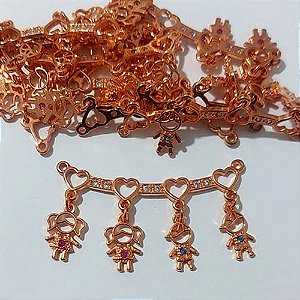 ACESSÓRIO NO BRUTO PRONTO PARA O BANHO(MAD) (CX.54) - CANGA 2 MENINAS E 2 MENINOS COM ZIRCÔNIA 20X40MM - PESO TOTAL 2,6GR - BRU0003859