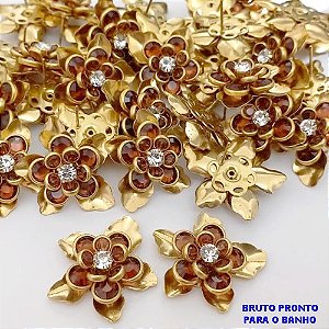 BRINCO NO BRUTO PRONTO PARA O BANHO(117)-BRINCO TODO TRABALHADO EM LATÃO/VIDRO E ZIRCONIA - TAMANHO 27MM / PESO 5,9GR - BRU25249