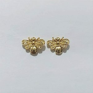 BRINCO FOLHEADO A OURO - BANHADO COM 5 MILÉSIMOS + VERNIZ DIAMOND - BRINCO DE PINO BORBOLETA 14MM - OURO1319