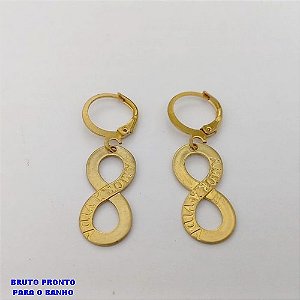 BRINCO NO BRUTO PRONTO PARA O BANHO(CX178) -BRINCO ARGOLINHA DE PRESSÃO PINGENTE INFINITO DE 2,2CM - PESO TOTAL 2.1GR - BRU25483