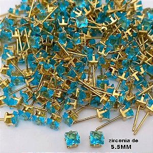 BRINCO NO BRUTO PRONTO PARA O BANHO(pote)- BRINCO DE PINO COM PEDRA DE ZIRCONIA DE 5.5MM QUADRADA - TAMANHO 5.5MM - PESO TOTAL 0,4GR - BRU25577