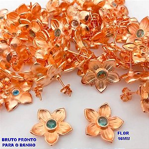 BRINCO NO BRUTO PRONTO PARA O BANHO(CX180) (CRIS) BRINCO TRADICIONAL BASE DE PINO - JA PRONTO PARA O BANHO UMA FLOR DE 16MM )(PEDRA DE ZIRCONIA DE 4MM) (PESO 2.2GR - BRU25608