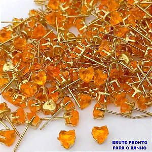BRINCO NO BRUTO PRONTO PARA O BANHO(pote)- BRINCO DE PINO COM PEDRA DE ZIRCONIA DE 5.5MM QUADRADA - TAMANHO 6MM - PESO TOTAL 0,6GR - BRU25610