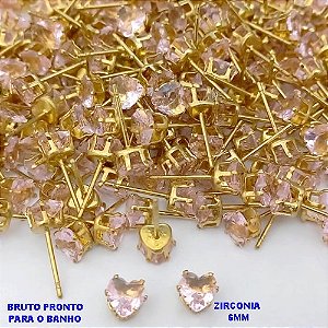 BRINCO NO BRUTO PRONTO PARA O BANHO(pote)- BRINCO DE PINO COM PEDRA DE ZIRCONIA DE 6MM QUADRADA - TAMANHO 6MM - PESO TOTAL 0,6GR - BRU25612