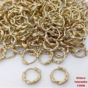 BRINCO NO BRUTO PRONTO PARA O BANHO(CX181)- BRINCO ARGOLINHA DE PRESSÃO (TRANQUETA) - TAMANHO: 12MM - PESO TOTAL 1.1GR - BRU25665