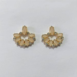 BRINCO FOLHEADO A OURO - BANHADO COM 5 MILÉSIMOS + VERNIZ DIAMOND - BRINCO DE PINO LEQUE CRAVEJADO EM MICROS ZIRCÔNIAS 18MM - OURO1388