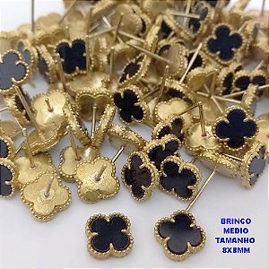 BRINCO NO BRUTO PRONTO PARA O BANHO (pote)  BRINCO DE PINO COM PINGENTE TIPO VAN CLEEF 8x8MM - COMPOSIÇÃO: LATÃO / RESINA - PESO 0,06GR - BRU25757