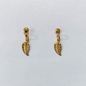 BRINCO FOLHEADO A OURO - BANHADO COM 5 MILÉSIMOS + VERNIZ DIAMOND - BRINCO DE PINO COM FOLHA 10MM - OURO1405