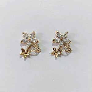 BRINCO FOLHEADO A OURO - BANHADO COM 5 MILÉSIMOS + VERNIZ DIAMOND - BRINCO DE PINO FLOR EM ZIRCÔNIA 20MM - OURO1406
