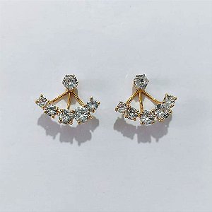 BRINCO FOLHEADO A OURO - BANHADO COM 5 MILÉSIMOS + VERNIZ DIAMOND - BRINCO DE PINO LEQUE EM ZIRCÔNIA 21MM - OURO1407