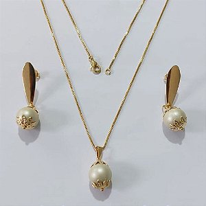 CONJUNTO FOLHEADO A OURO - BANHADO COM 5 MILÉSIMOS + VERNIZ DIAMOND - CONJUNTO CORRENTE VENEZIANA E BRINCOS E PINGENTE PÉROLA 12MM - OURO1413