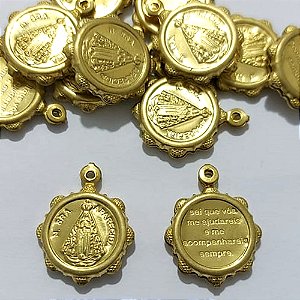 ACESSÓRIO NO BRUTO PRONTO PARA O BANHO - (3.524) MEDALHA DUPLA NOSSA SRA APARECIDA 15MM - PESO 0,6GR - COMPOSIÇÃO 100% LATÃO - BRU27008