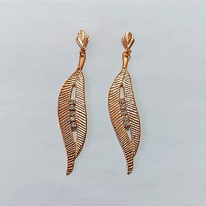 BRINCO NO BRUTO PRONTO PARA O BANHO(CX187) - BRINCO DE PINO BASE LEQUE E FOLHA COM ZIRCÔNIAS 62MM - PESO: 5GR - COMPOSIÇÃO 100% LATÃO - BRU27111