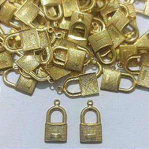ACESSÓRIO NO BRUTO PRONTO PARA O BANHO - (2645) (CX.71) CADEADO 13MM - PESO 0,5GR - COMPOSIÇÃO 100% LATÃO - BRU27122