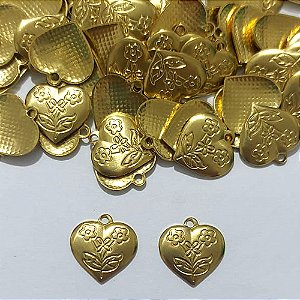 ACESSÓRIO NO BRUTO RONTO PARA O BANHO - (5000) CORAÇÃO COM FLOR 10MM - PESO 0,5GR - COMPOSIÇÃO 100% LATÃO - BRU27147