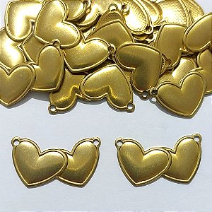 ACESSÓRIO NO BRUTO PRONTO PARA O BANHO - (1542) CORAÇÃO DUPLO 25MM - PESO 1,6GR - COMPOSIÇÃO 100% LATÃO - BRU27152
