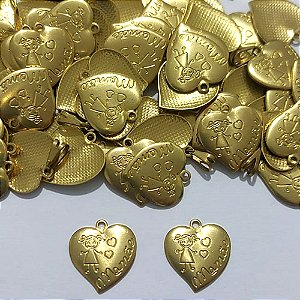 ACESSÓRIO NO BRUTO PRONTO PARA O BANHO - (4209) CORAÇÃO MENINA MAMÃE 15MM - PESO 0,9GR - COMPOSIÇÃO 100% LATÃO - BRU27153