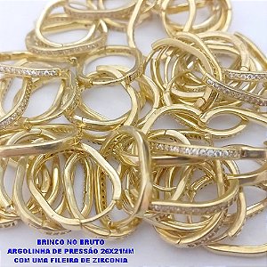 BRINCO NO BRUTO PRONTO BANHO (CX190) - BRINCO COM UMA FILEIRAS EM ZIRCÔNIA-TAMANHO 27X20MM - ARGOLINHA DE PRESSÃO (TRANQUETA) - PESO TOTAL 3.8GR - BRU26703