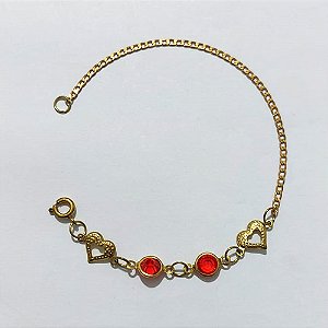 PULSEIRA NO BRUTO PRONTA PARA O BANHO(CX192) - PULSEIRA 17CM - COM CORAÇÕES VAZADOS E STRASS VERMELHOS - PESO 1,6GR - COMPOSIÇÃO: 100% LATÃO - BRU27164