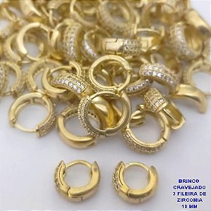 BRINCO NO BRUTO PRONTO PARA O BANHO(CX191) BRINCO ARGOLINHA DE PRESSÃO(COM TREIS FILEIRA DE MICRO ZIRCONIAS )TAMANHO 10MM - PESO 1.7GR - BRU26769
