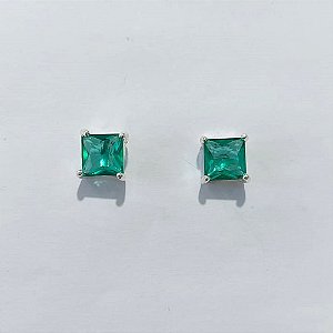BRINCO FOLHEADO A PRATA COM 50 MILÉSIMOS + VERNIZ DIAMOND - BRINCOS DE PINO COM ZIRCÔNIAS QUADRADAS VERDE 8X8MM - PRA1168
