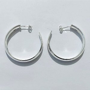 BRINCO FOLHEADO A PRATA COM 50 MILÉSIMOS + VERNIZ DIAMOND - BRINCO ARGOLA 8X40MM - PRA1192