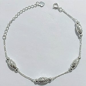 PULSEIRA FOLHEADA A PRATA COM 50 MILÉSIMOS + VERNIZ DIAMOND - PULSEIRA COM DETALHES OVAIS 17CM + EXTENSOR - PRA1194