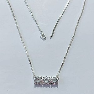 GARGANTILHA FOLHEADA A PRATA COM 50 MILÉSIMOS + VERNIZ DIAMOND - GARGANTILHA COM PINGENTE EM ZIRCÔNIAS CRISTAIS 26MM - PRA1214