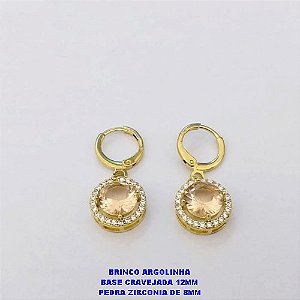 BRINCO NO BRUTO PRONTO PARA O BANHO()- BRINCO ARGOLINHA DE PRESSÃO(TRANQUETA) BASE DE 12MM EM ALTA FUSÃO E PEDRA DE ZIRCONIA CENTRAL DE 8MM- PESO TOTAL 3.7GR - BRU26940