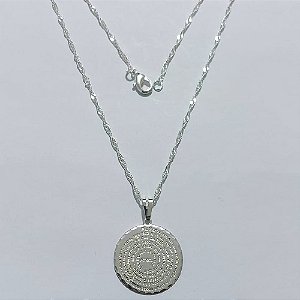 GARGANTILHA FOLHEADA A PRATA COM 50 MILÉSIMOS + VERNIZ DIAMOND - GARGANTILHA COM PINGENTE MEDALHA COM ORAÇÃO 25MM PRA1232