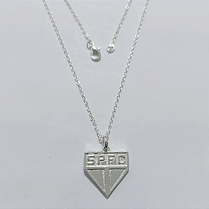 GARGANTILHA FOLHEADA A PRATA COM 50 MILÉSIMOS + VERNIZ DIAMOND - GARGANTILHA COM PINGENTE ESCUDO SÃO PAULO FUTEBOL CLUBE 21MM - PRA1255