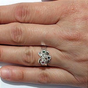 ANEL FOLHEADO A PRATA COM 50 MILÉSIMOS + VERNIZ DIAMOND - ANEL AJUSTÁVEL FLOR COM ZIRCÔNIAS COLORIDAS 12MM - PRA1281
