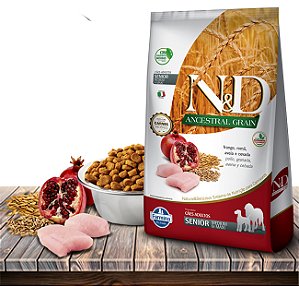 Ração Seca Farmina N&D Ancestral Grain Canine Frango & Romã Senior Maxi Breeds para Cães  6 de Raças Maxi e Médias - 2,5kg