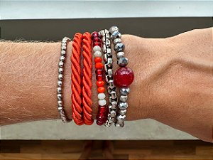 Kit de Pulseiras Vermelhas com Prata