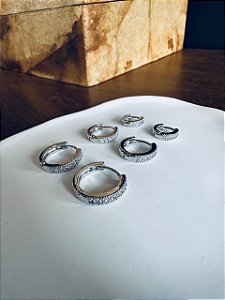 Brincos Trio Argolas com Zircônia
