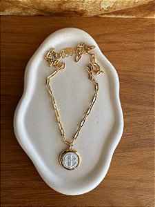 Colar Dourado Pingente São Bento